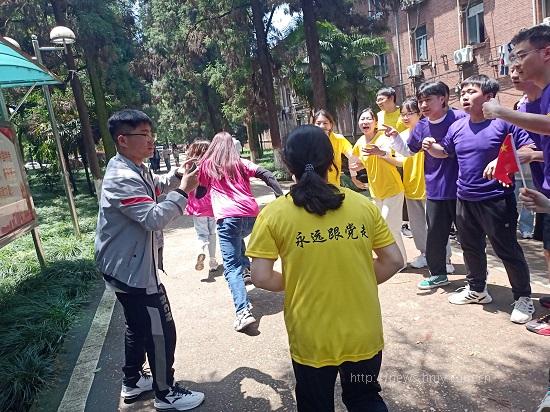 beat365官方网站：心向党 奋力跑2.jpg